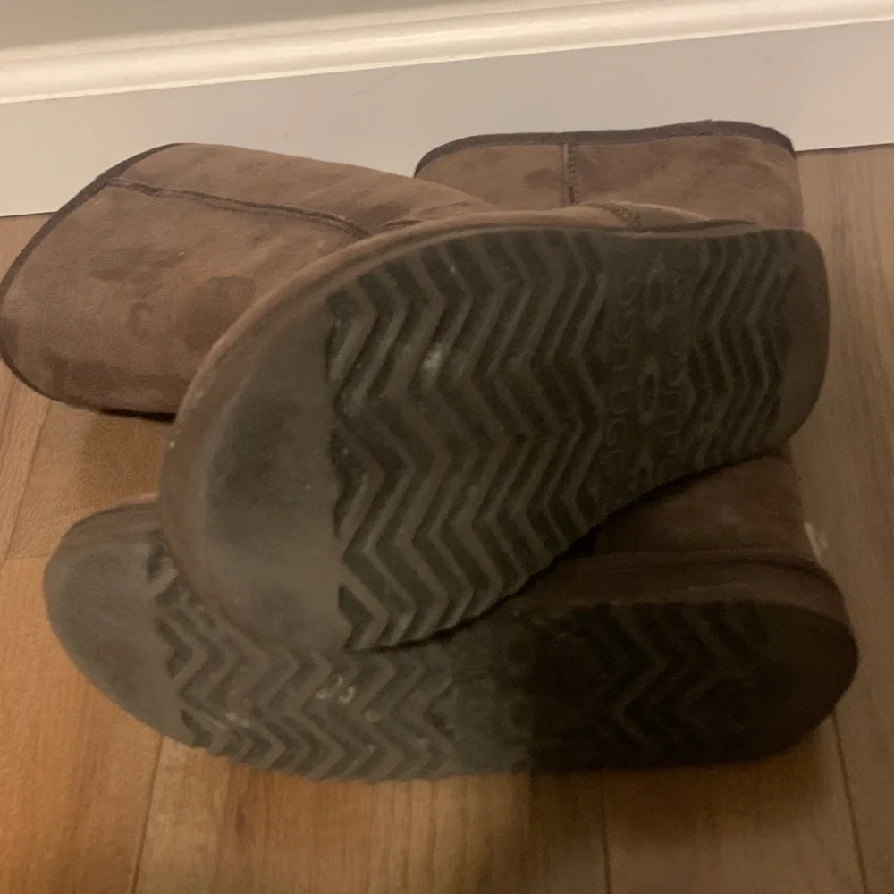 UGG Chocolate Suede Boots - Picture 3 of 4